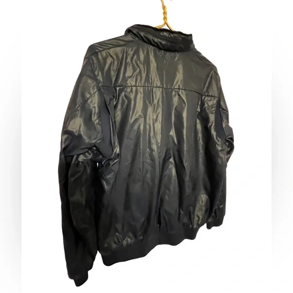 IZOD Vintage 80’s windbreaker jacket Men’s L navy blue with zip in hood - Picture 5 of 5